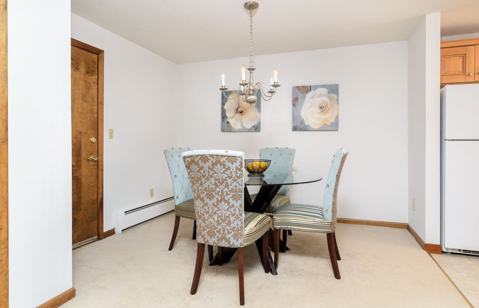 Foxboro Apartment: 5 Hillcrest Rd.