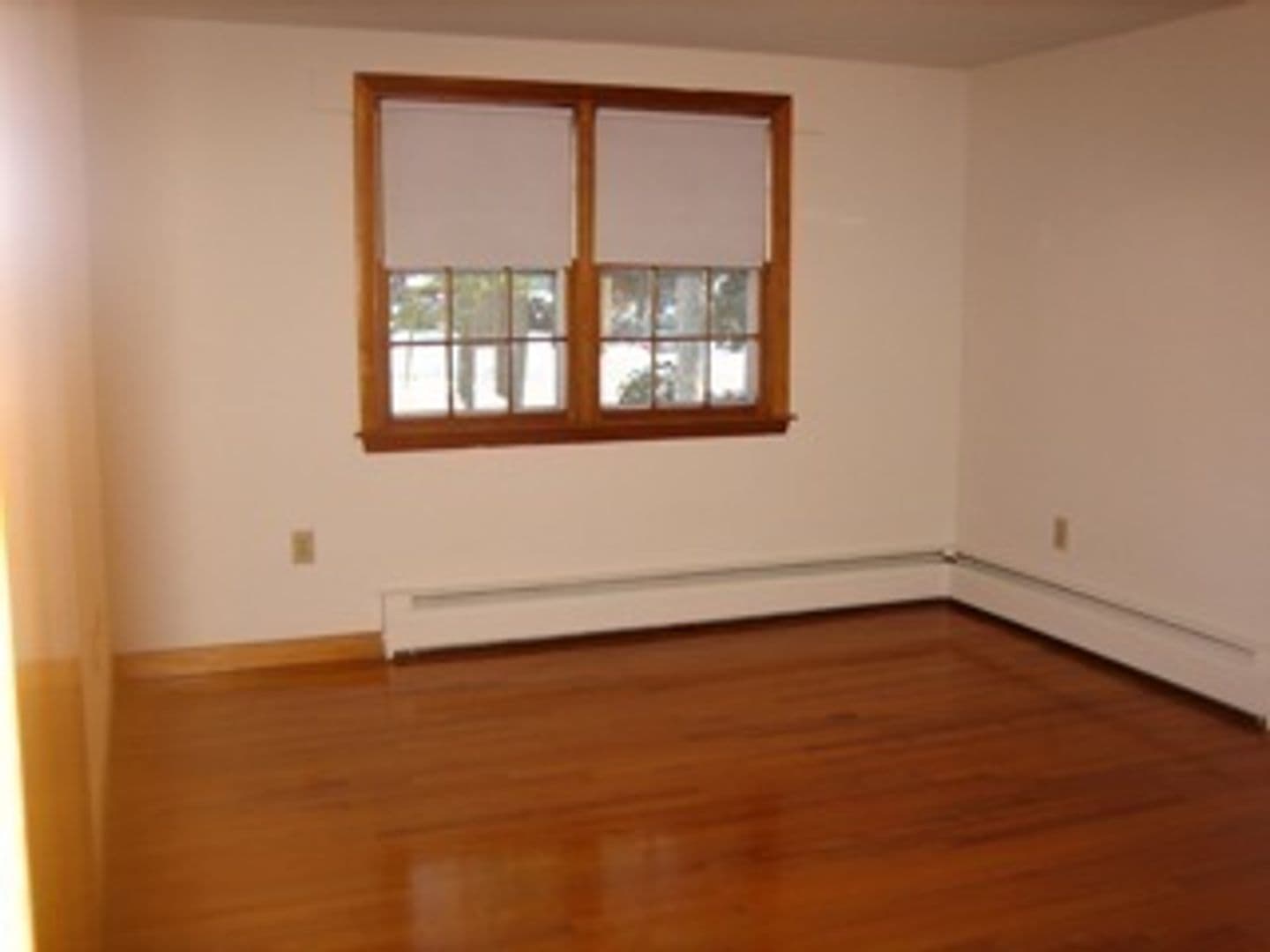 Foxboro Apartment: 101B Chestnut St.