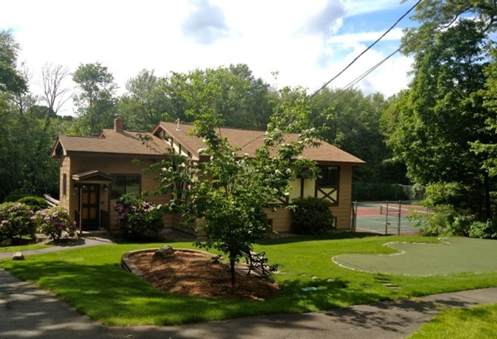 Foxboro Apartment: 9 Hillcrest Rd.