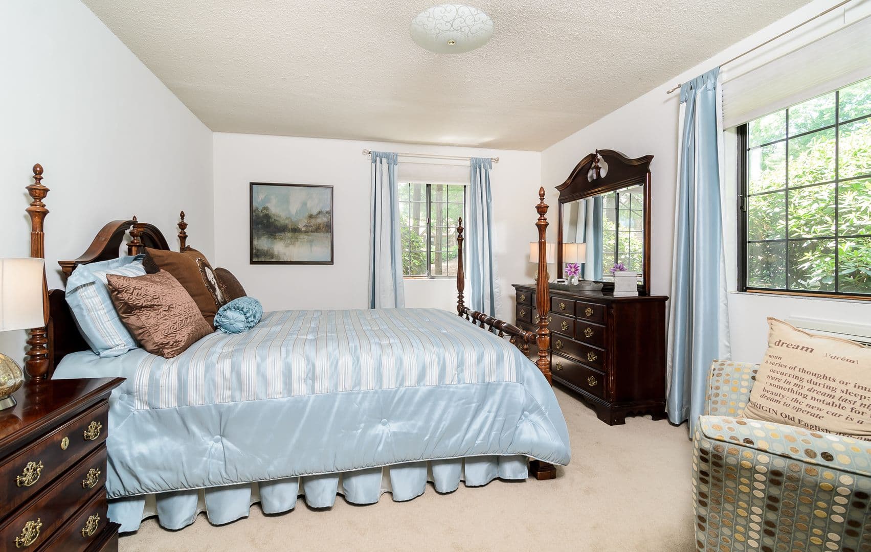 Foxboro Apartment: 5 Hillcrest Rd.