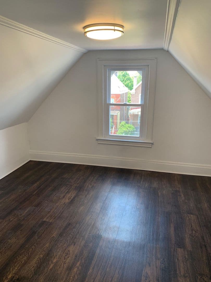 Pittsburgh Apartment: 7330 Denniston Ave