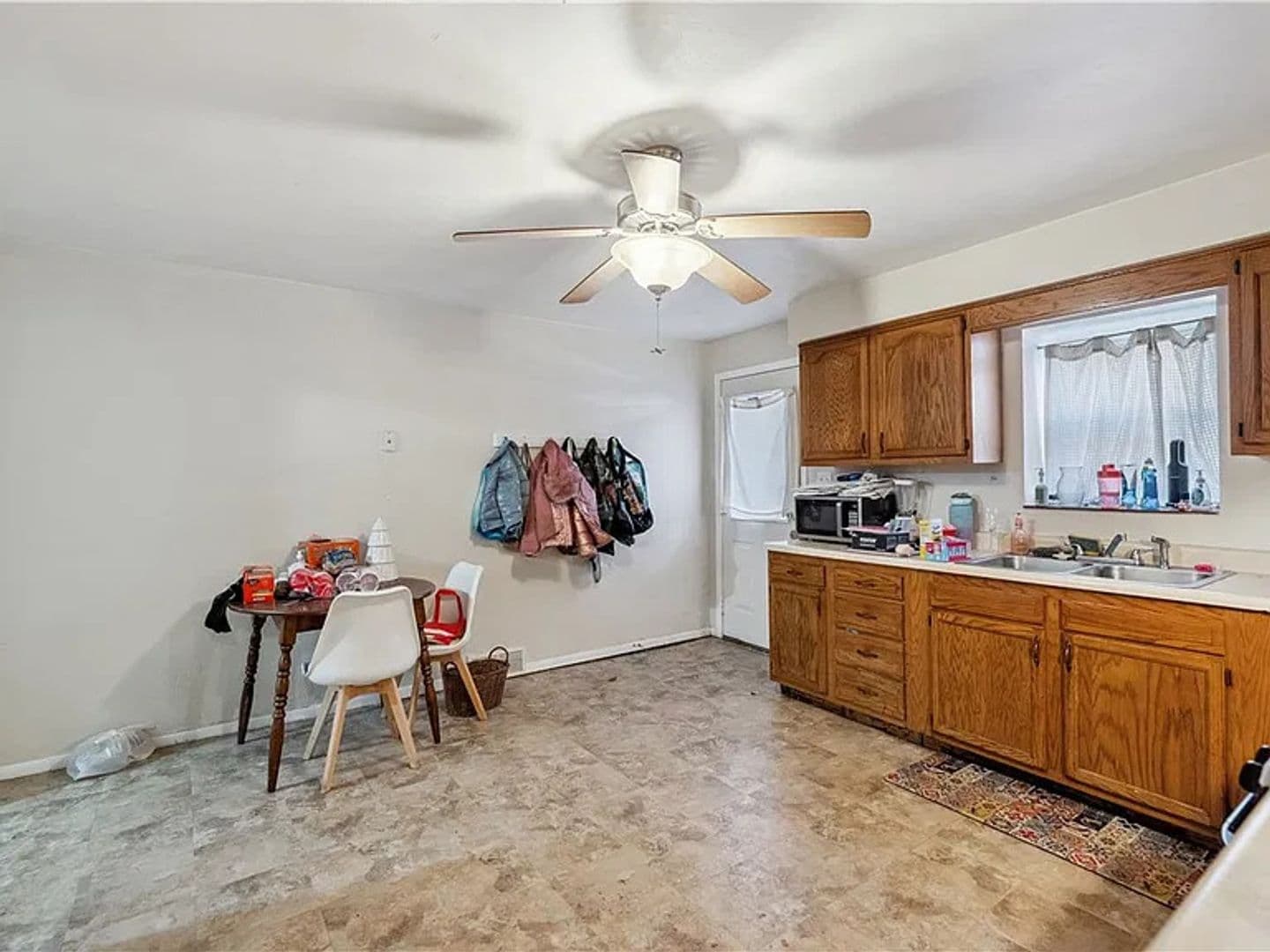 MC KEES ROCKS Apartment: 103 Ella St
