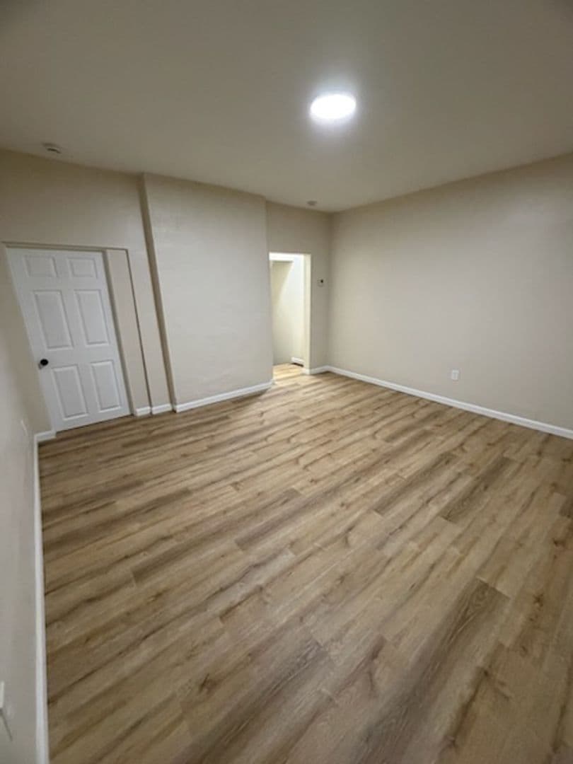 Pittsburgh Apartment: 76-78 Cortina Way