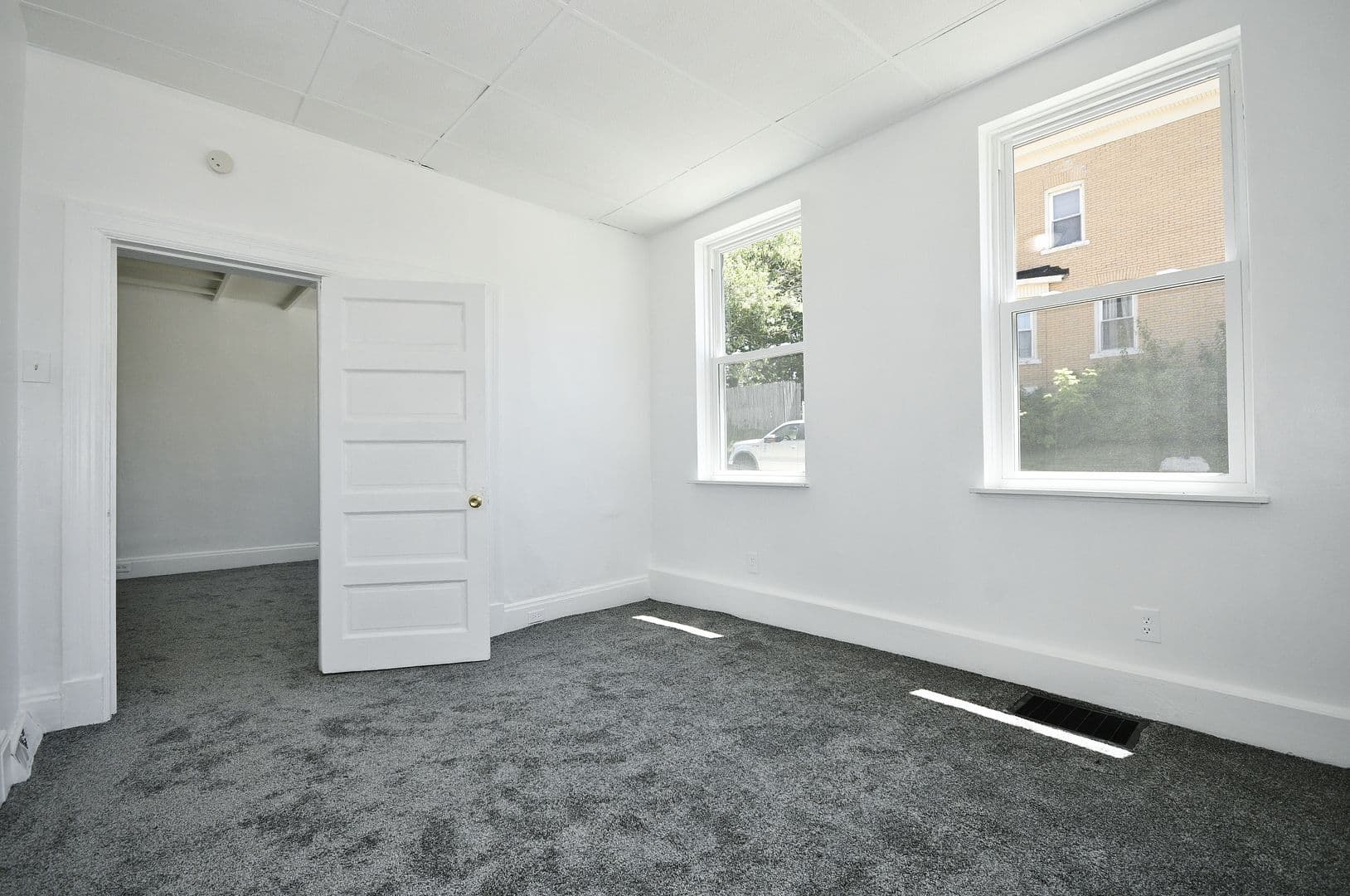 Pittsburgh Apartment: 805-807 Bayonne Ave