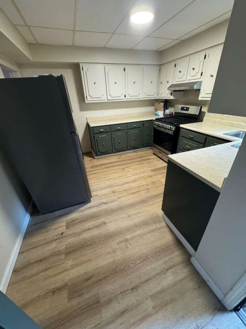 Braddock House: 122 N Holland Ave