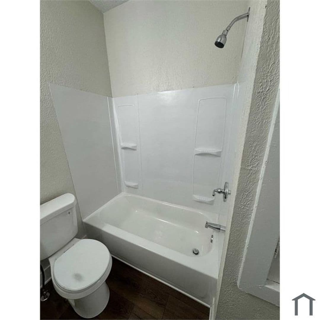 Pittsburgh House: 7936 Tacoma St