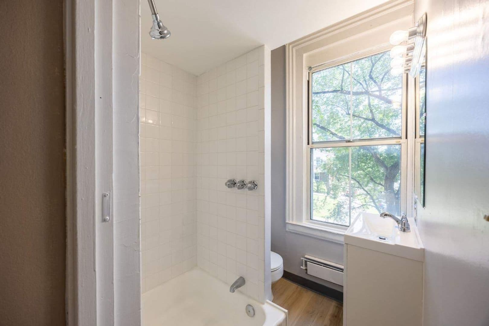 Pittsburgh Apartment: 991 Leon Road