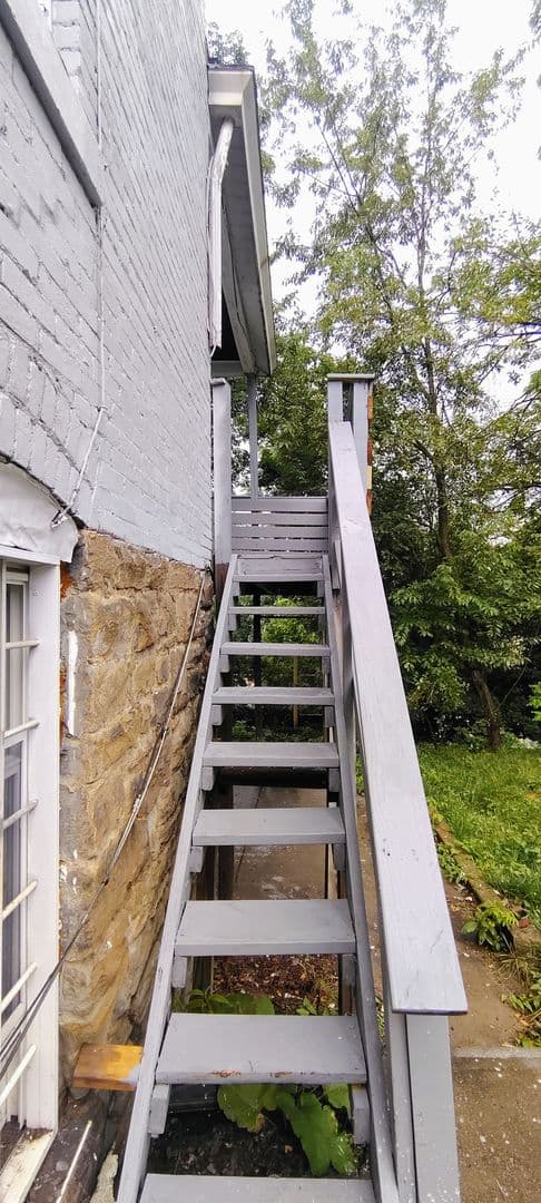 Pittsburgh House: 305 Moore Avenue