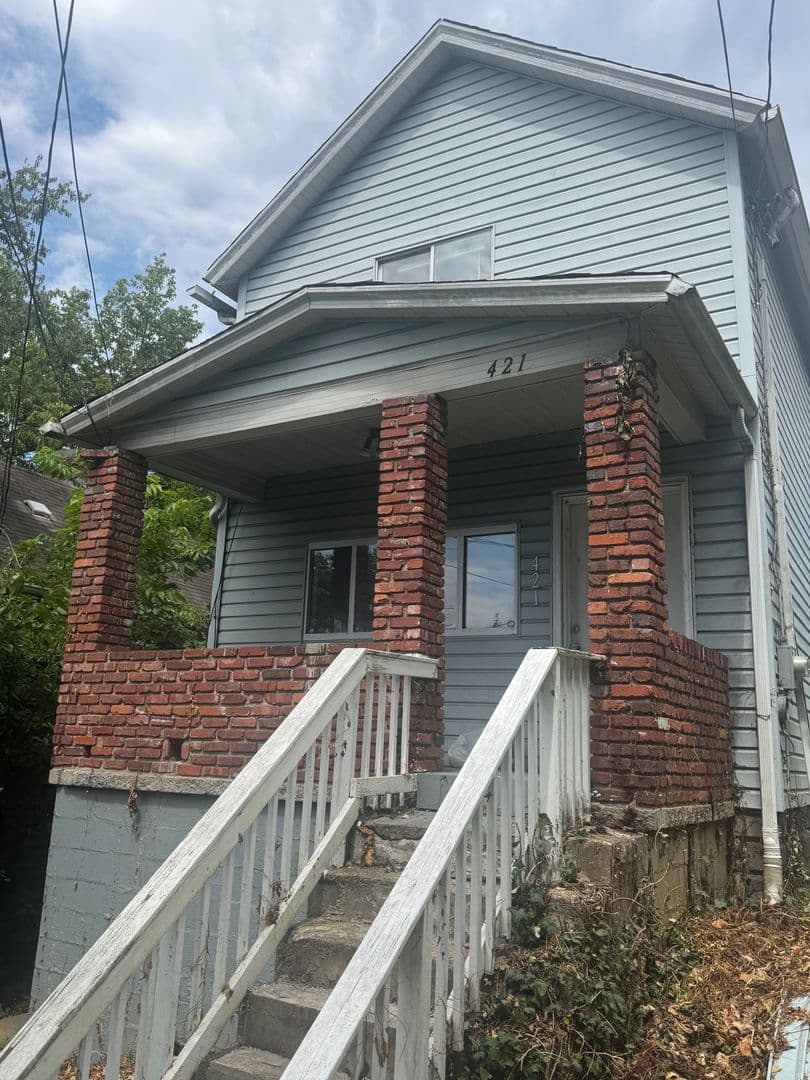 McKeesport House: 421 High St