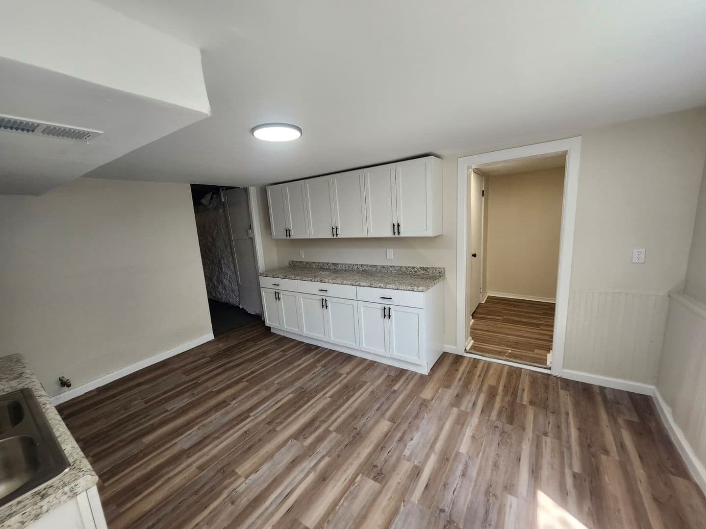 McKees Rocks House: 819 Frank St