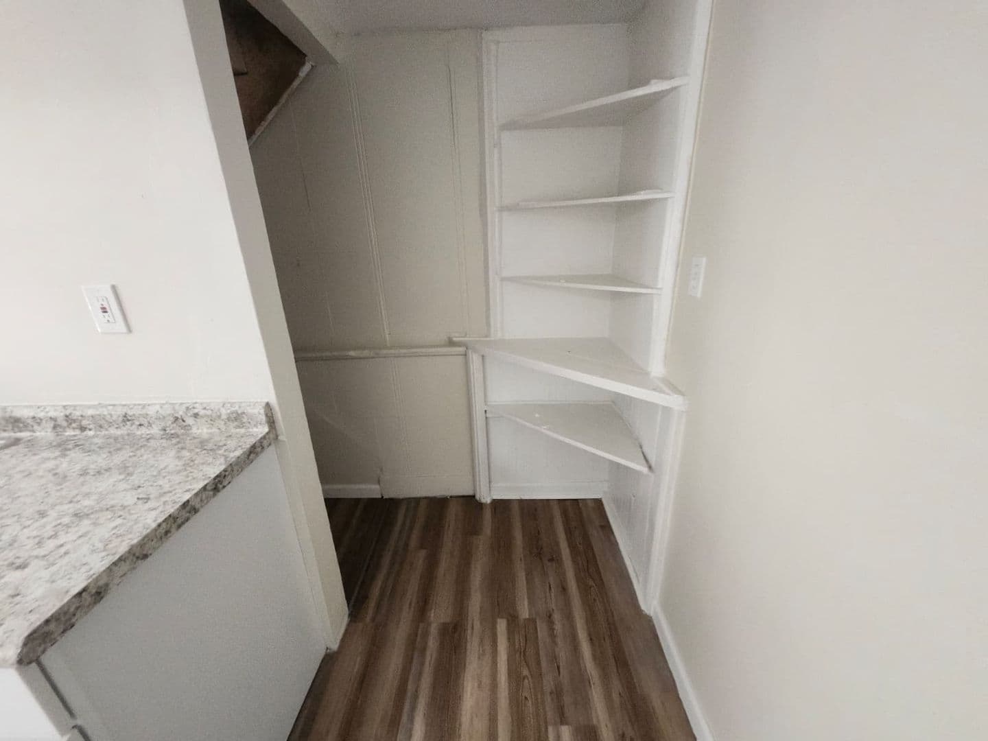 McKees Rocks House: 819 Frank St
