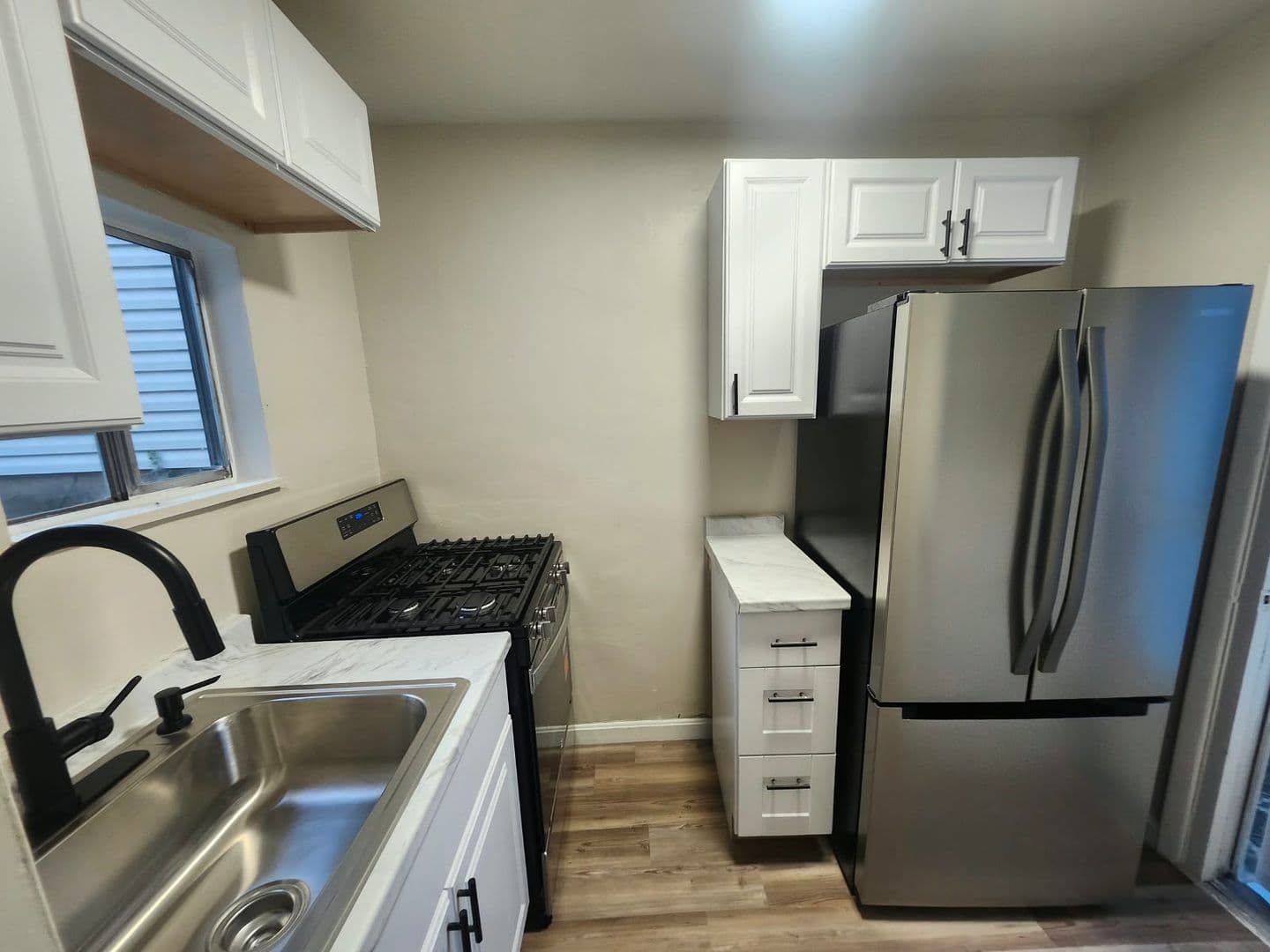 Pittsburgh House: 1407 Superior St