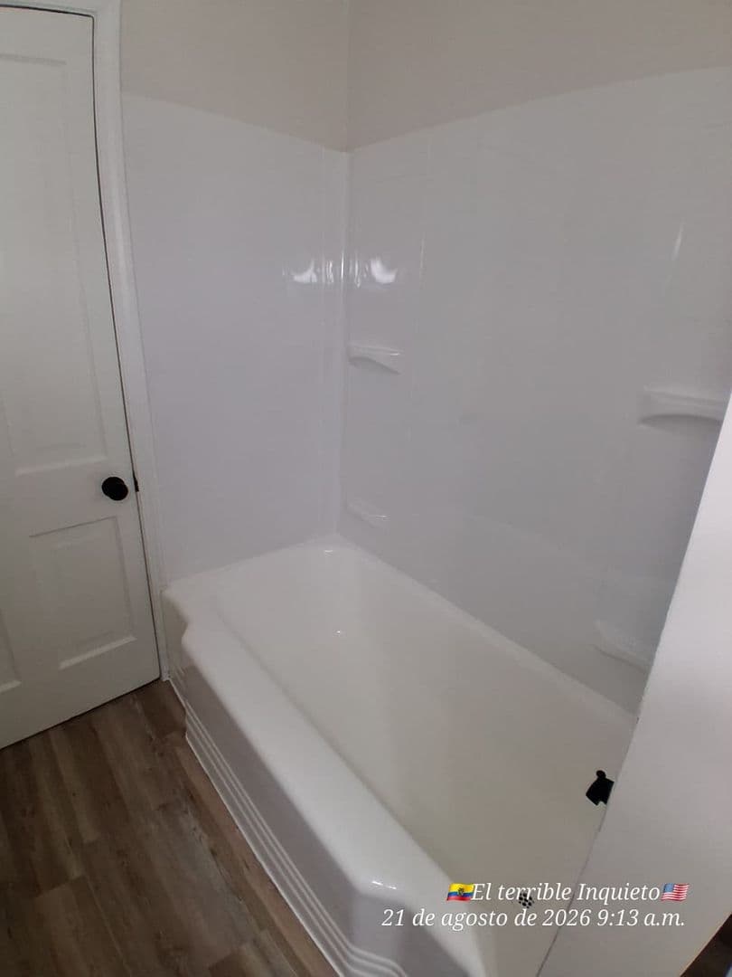 Braddock House: 15 Holland Ave