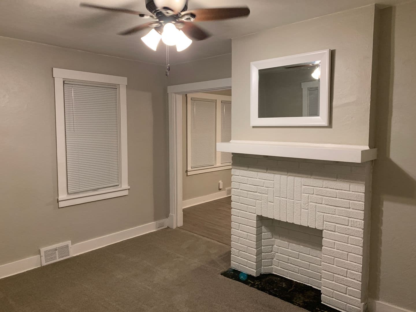 Pittsburgh House: 344 Clarence Street