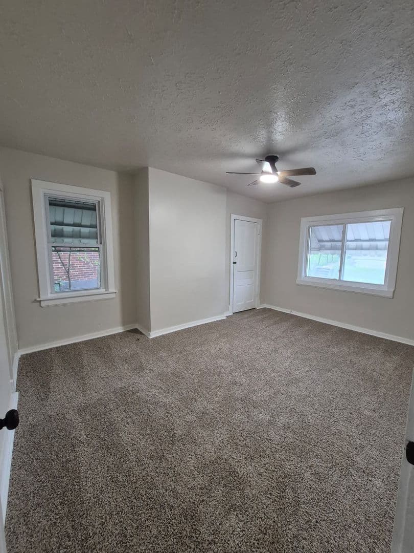 Pittsburgh House: 1701 Leolyn St