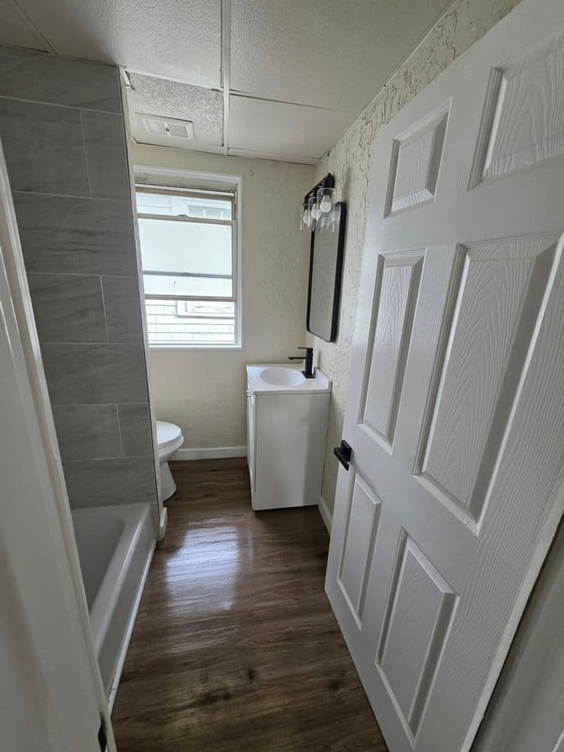 Pittsburgh House: 2028 Chalfant St