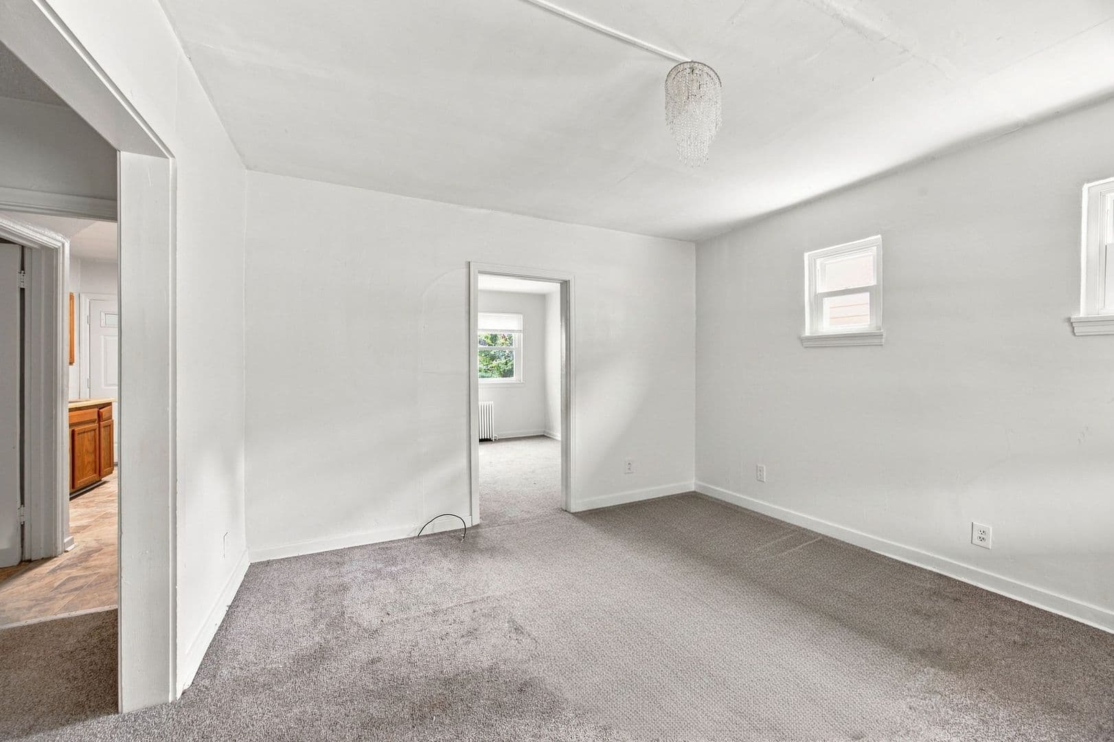 Mckeesport Apartment: 2937-2939 Freeland St