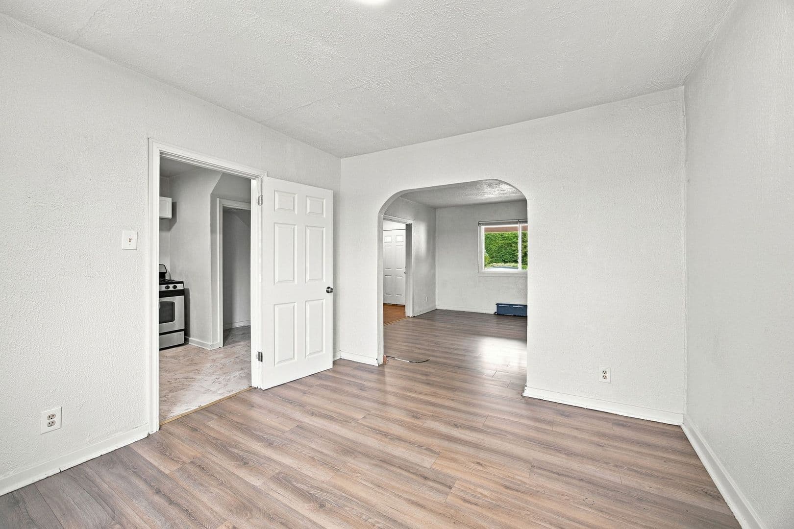 Mckeesport Apartment: 2937-2939 Freeland St