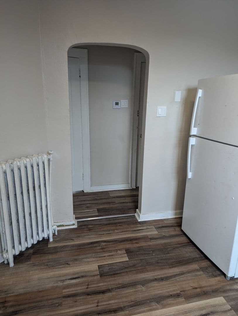 Pittsburgh Apartment: 531 Halsey Ave.
