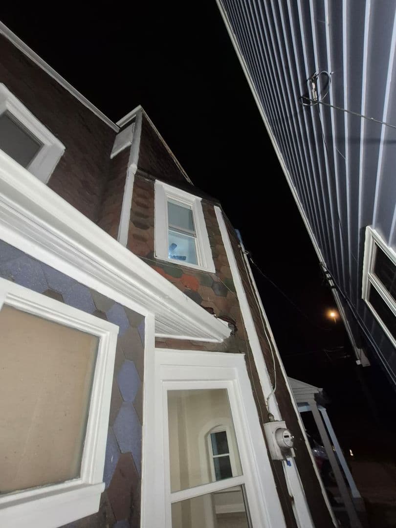 Pittsburgh House: 519 Kilbourne St