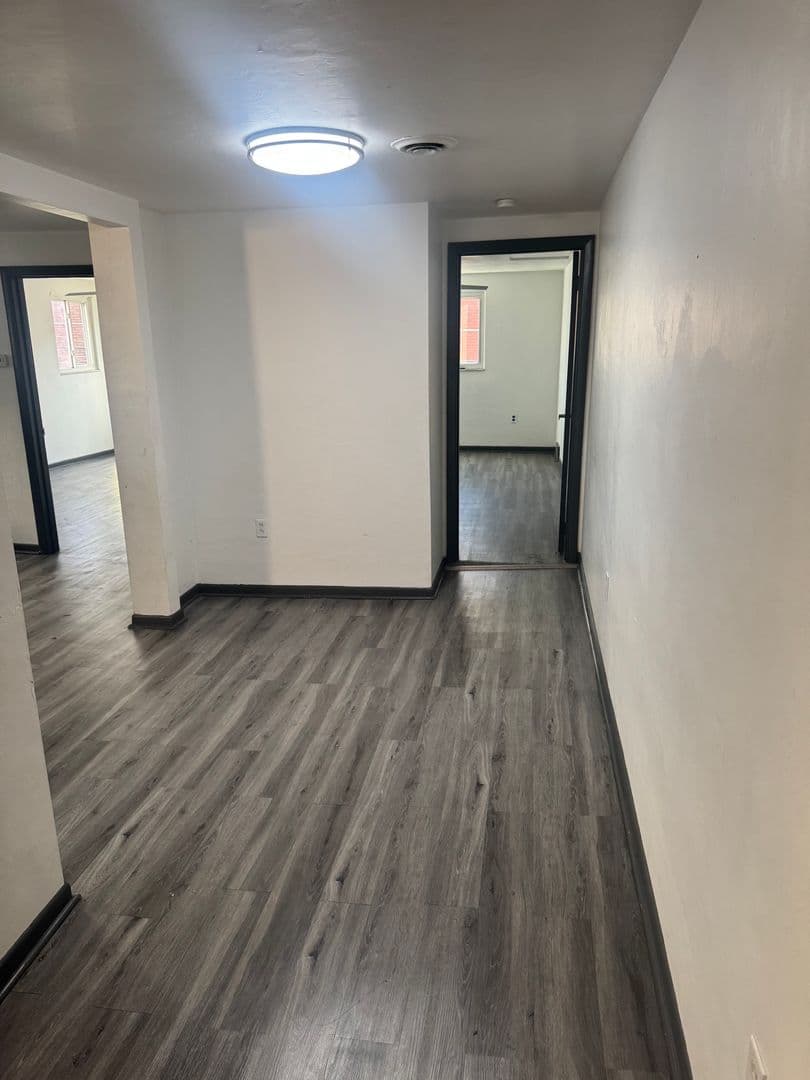 Pittsburgh Apartment: 910 Penn St.