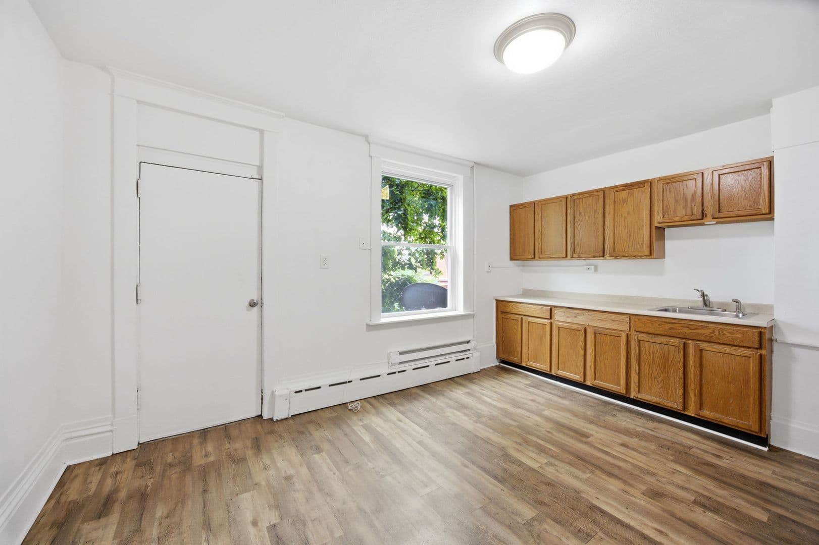 PITTSBURGH Apartment: 217 - 225 Luray St