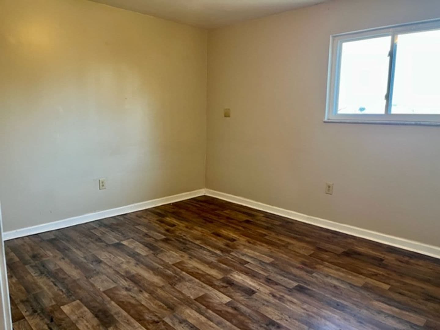 McKeesport Apartment: 1100 Oneil Boulevard