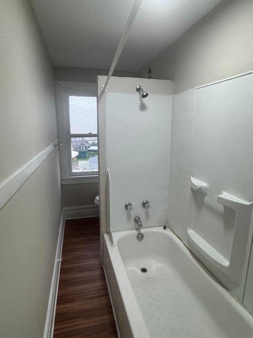 Pittsburgh House: 1901 Milligan Ave