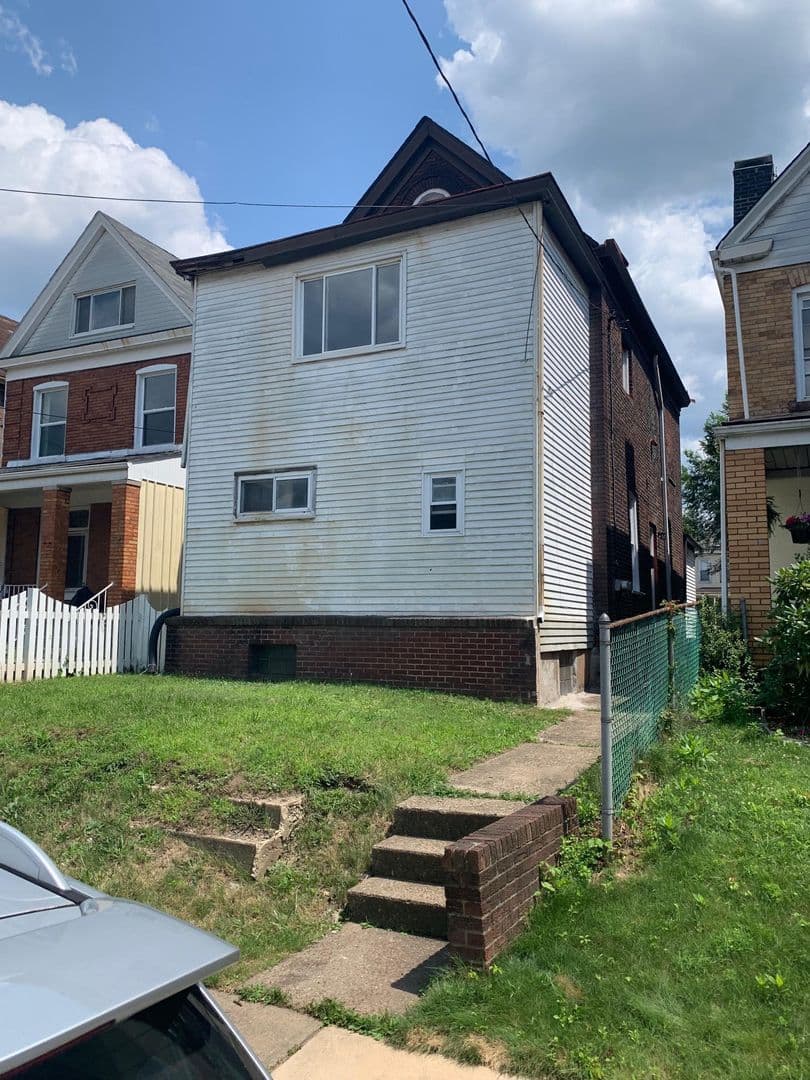 Pittsburgh Apartment: 7330 Denniston Ave