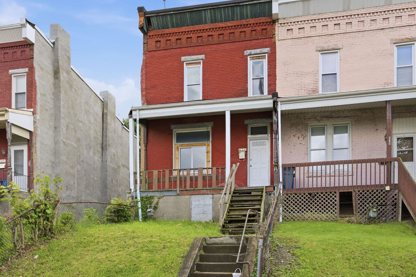 Pittsburgh House: 616 Lillian Street