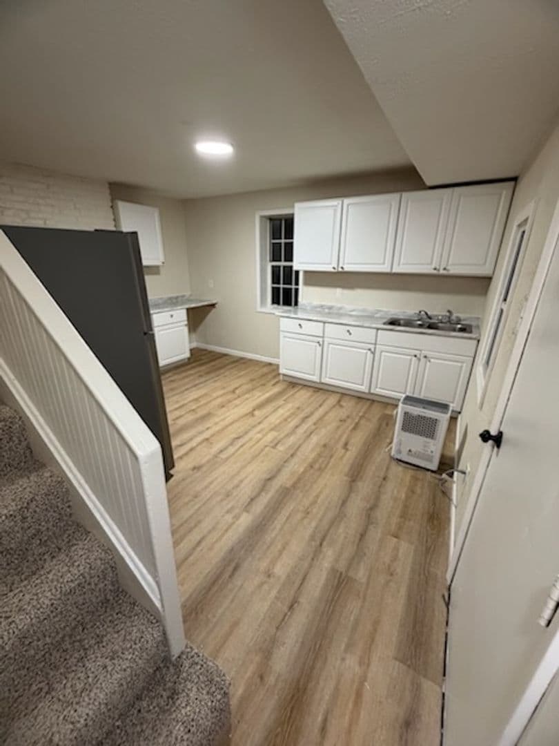 Pittsburgh Apartment: 76-78 Cortina Way
