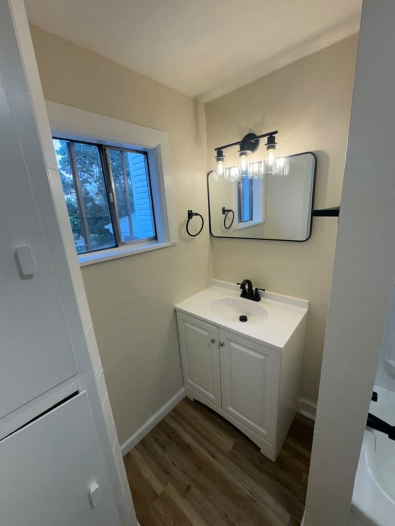 Pittsburgh House: 1407 Superior St