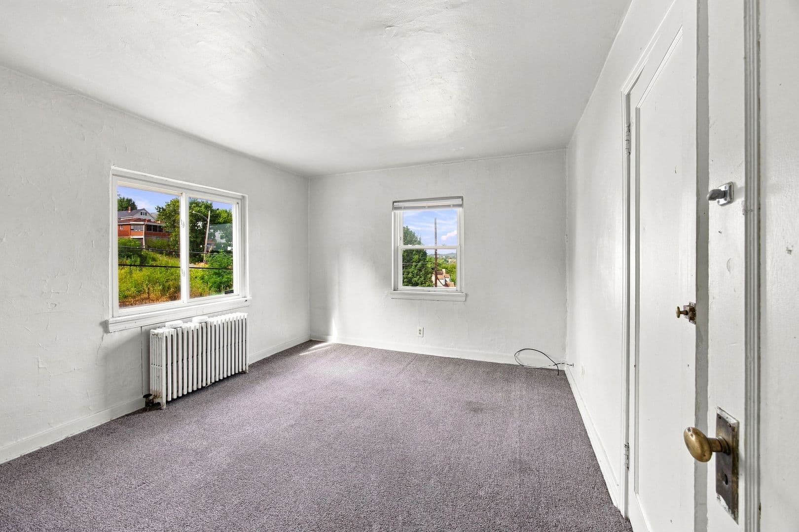 Mckeesport Apartment: 2937-2939 Freeland St
