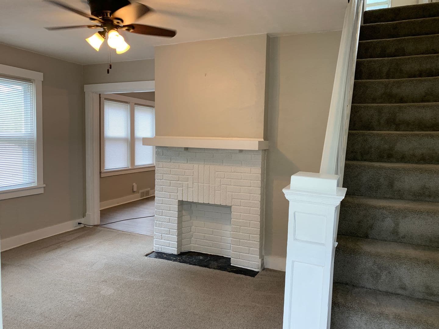 Pittsburgh House: 344 Clarence Street