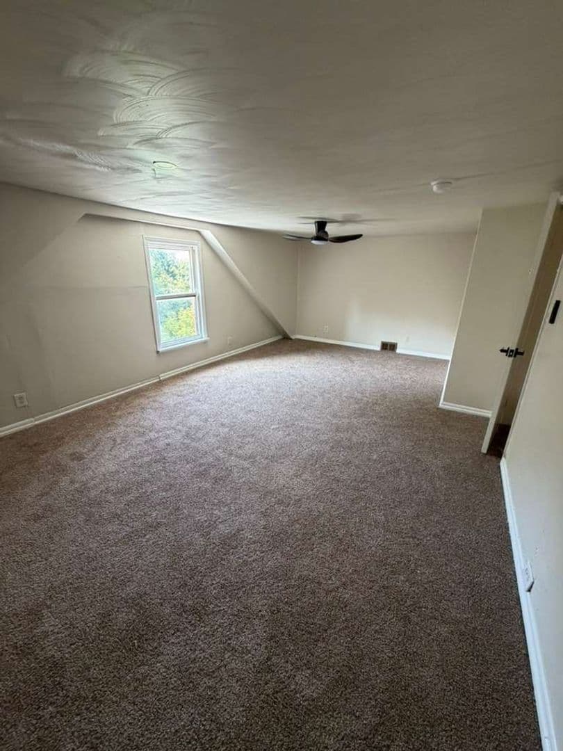 Pittsburgh House: 62 Highland View St