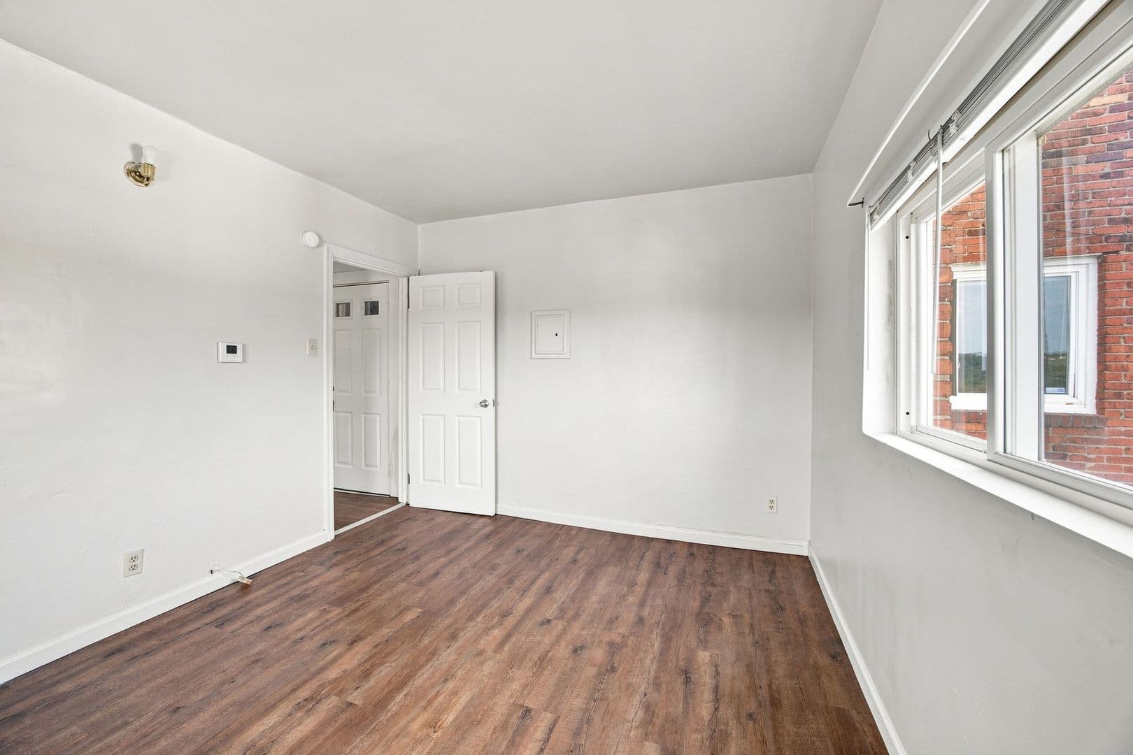 Mckeesport Apartment: 2937-2939 Freeland St