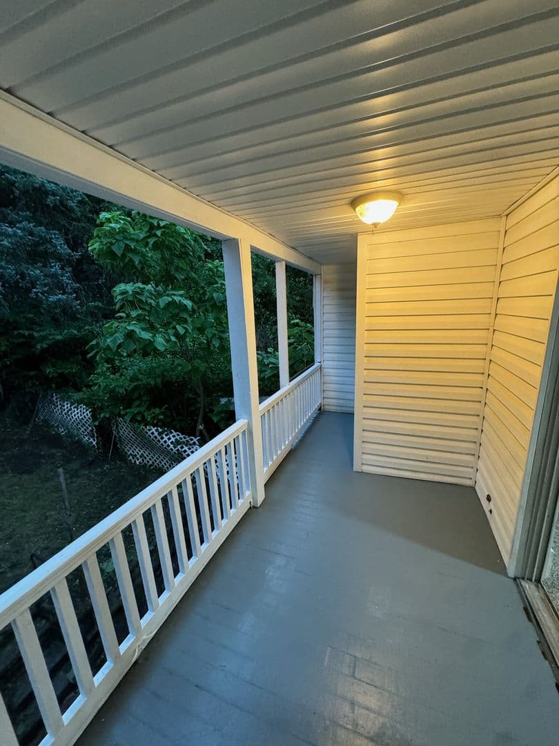 McKees Rocks House: 606 Federal St