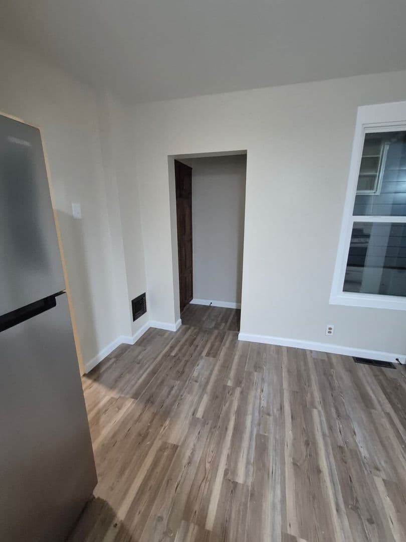 Pittsburgh House: 519 Kilbourne St
