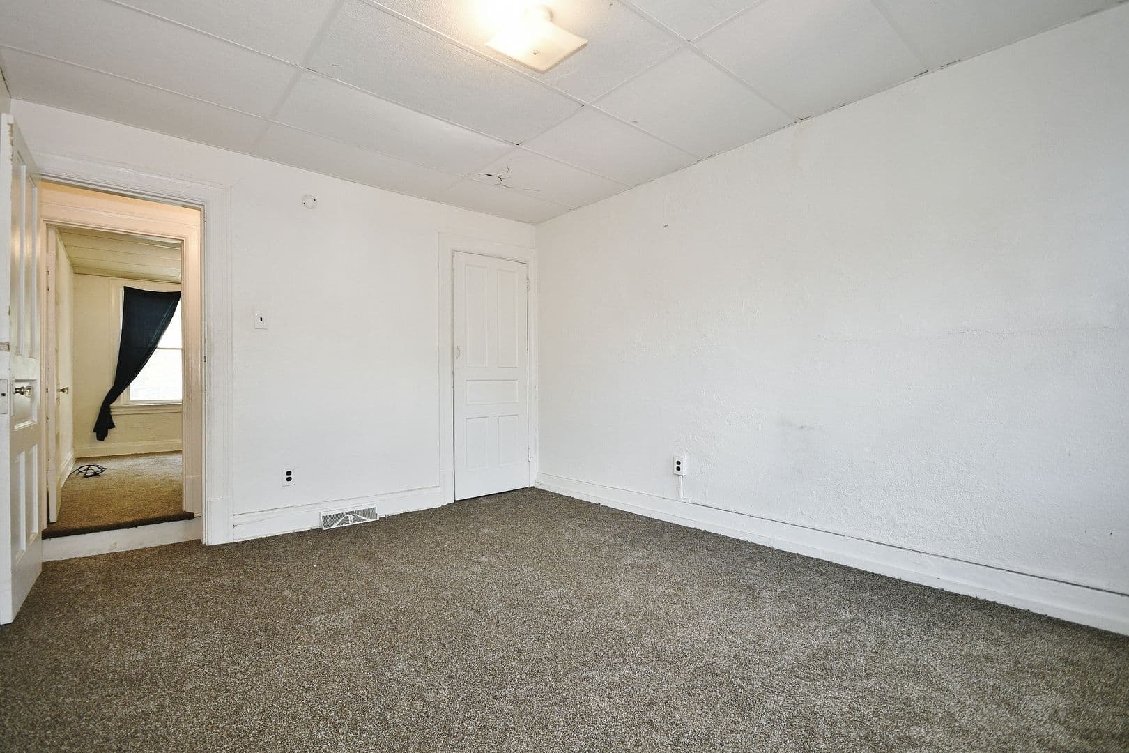 Rankin Apartment: 234-236 Pattison Street