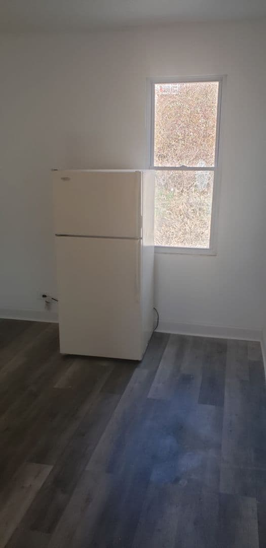 Braddock Apartment: 513 Stokes Avenue