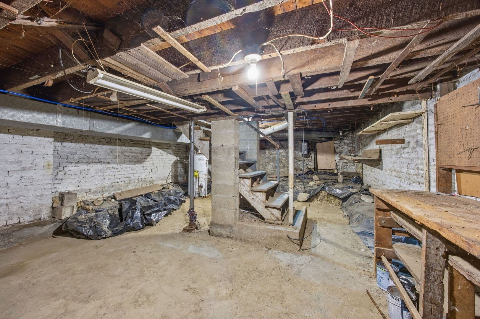Pittsburgh House: 616 Lillian Street