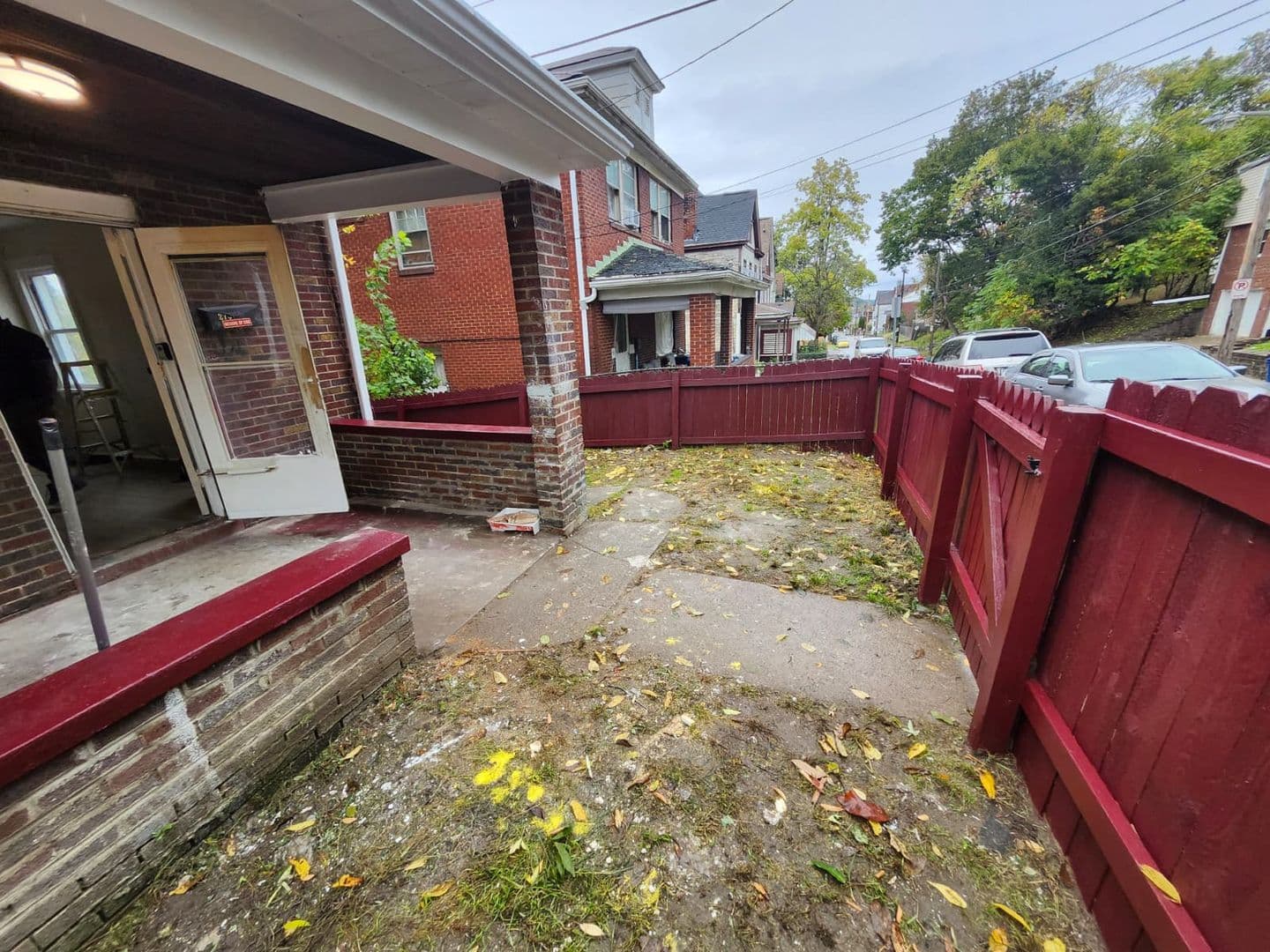 Pittsburgh House: 2731 Merwyn Ave