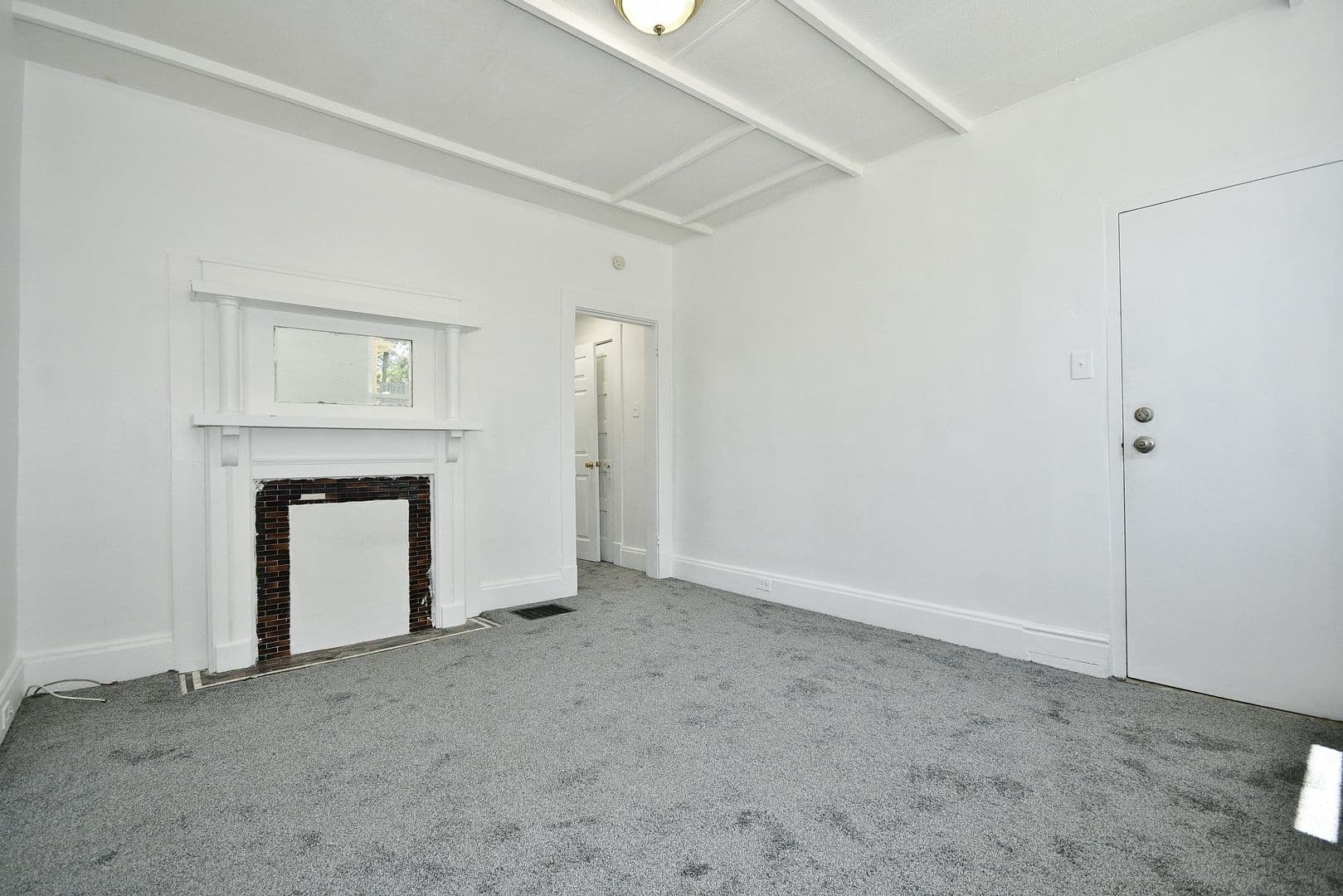 Pittsburgh Apartment: 805-807 Bayonne Ave
