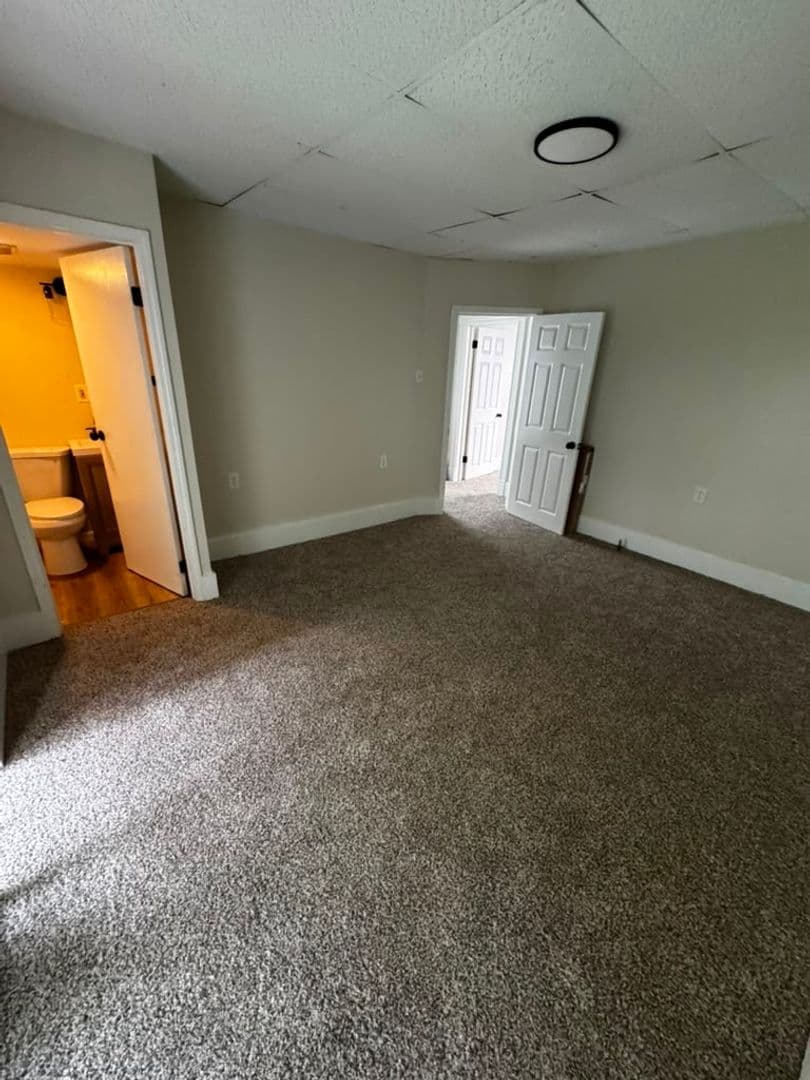 McKees Rocks House: 606 Federal St