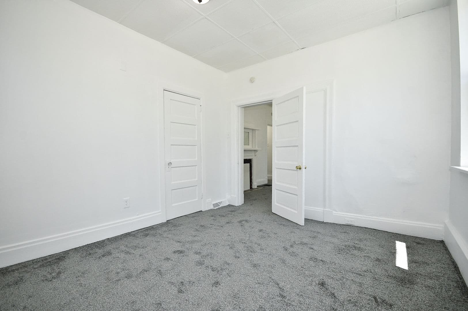 Pittsburgh Apartment: 805-807 Bayonne Ave