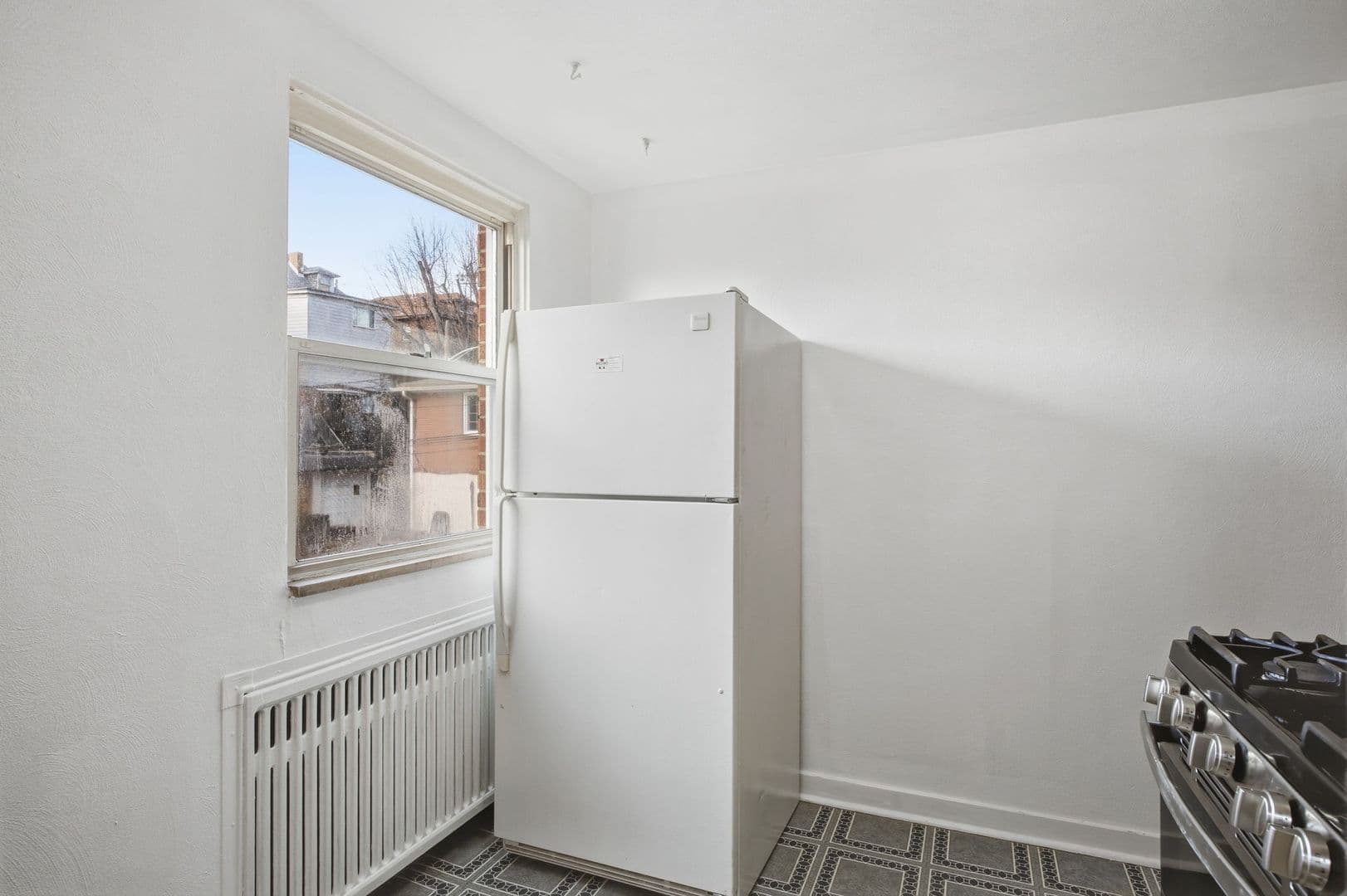 Munhall Apartment: 2106 West Street