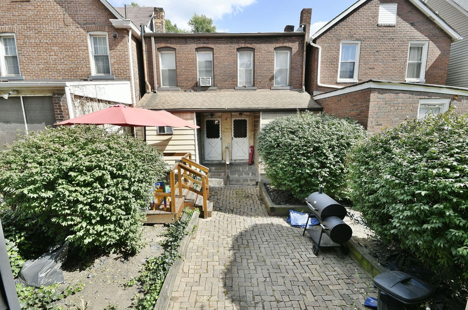Rankin Apartment: 234-236 Pattison Street