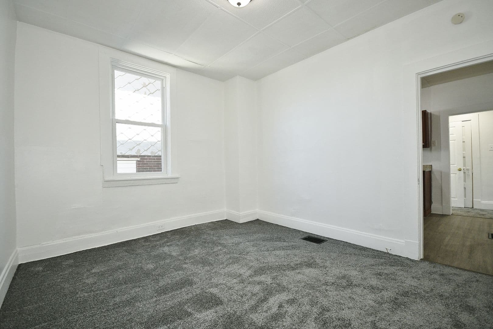 Pittsburgh Apartment: 805-807 Bayonne Ave