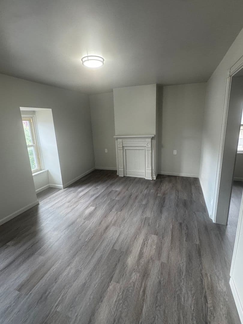Pittsburgh House: 1302 Basin Street