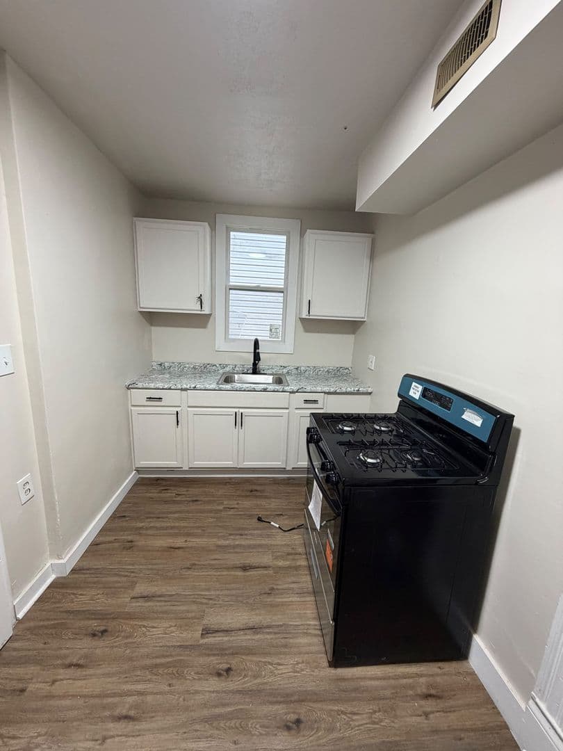 Turtle Creek House: 1607 Lynn Ave